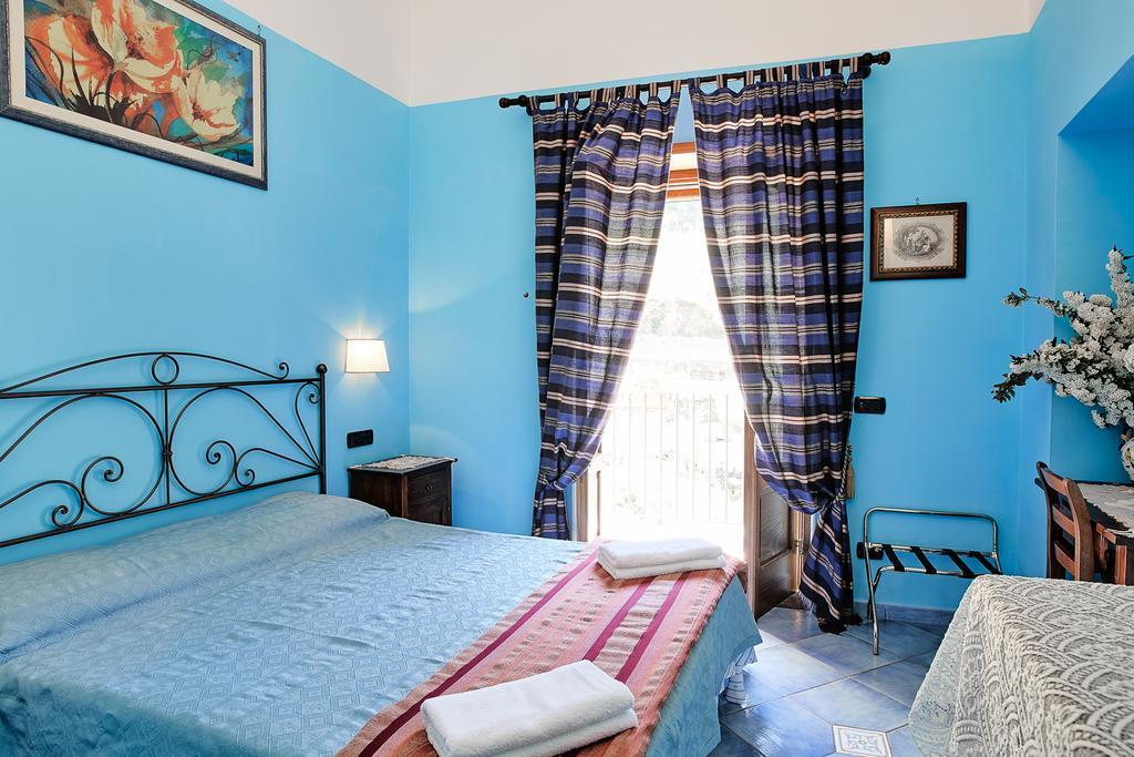 Agriturismo Acquabona בית חווה *